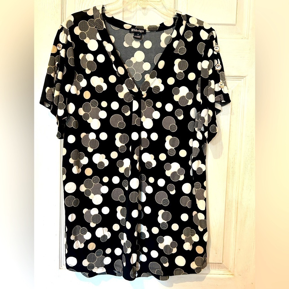 NWOT By Design Black Top With Polka Dots Silver Buttons on Short Sleeves
